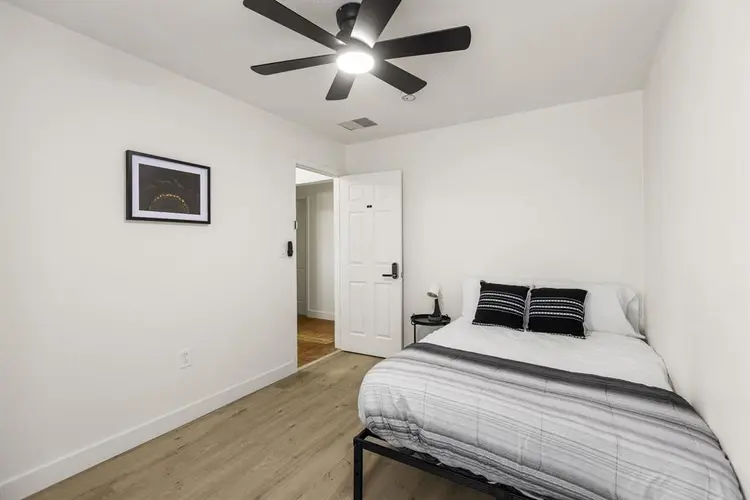 6 BR in Las Vegas