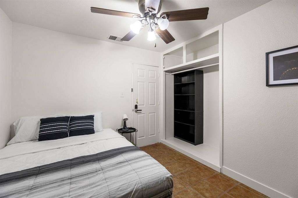6 BR in Las Vegas