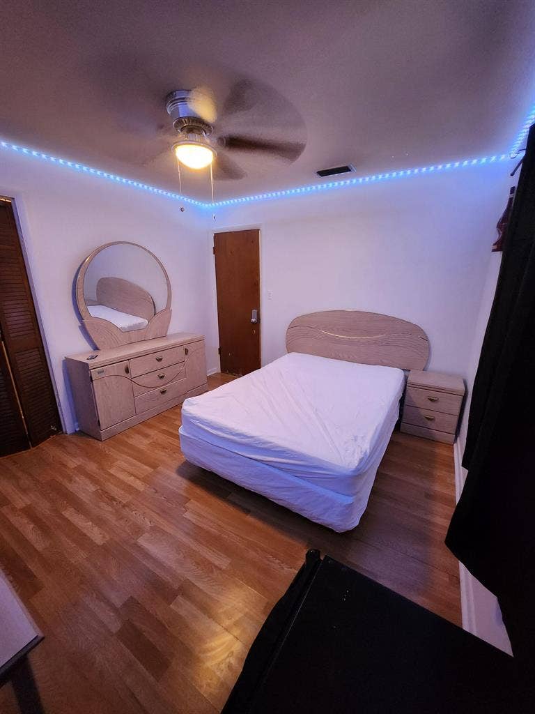 2 BR in Orlando