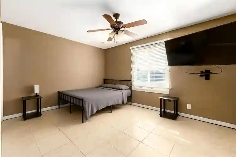 5 BR in Phoenix