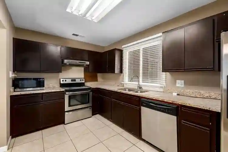 5 BR in Phoenix