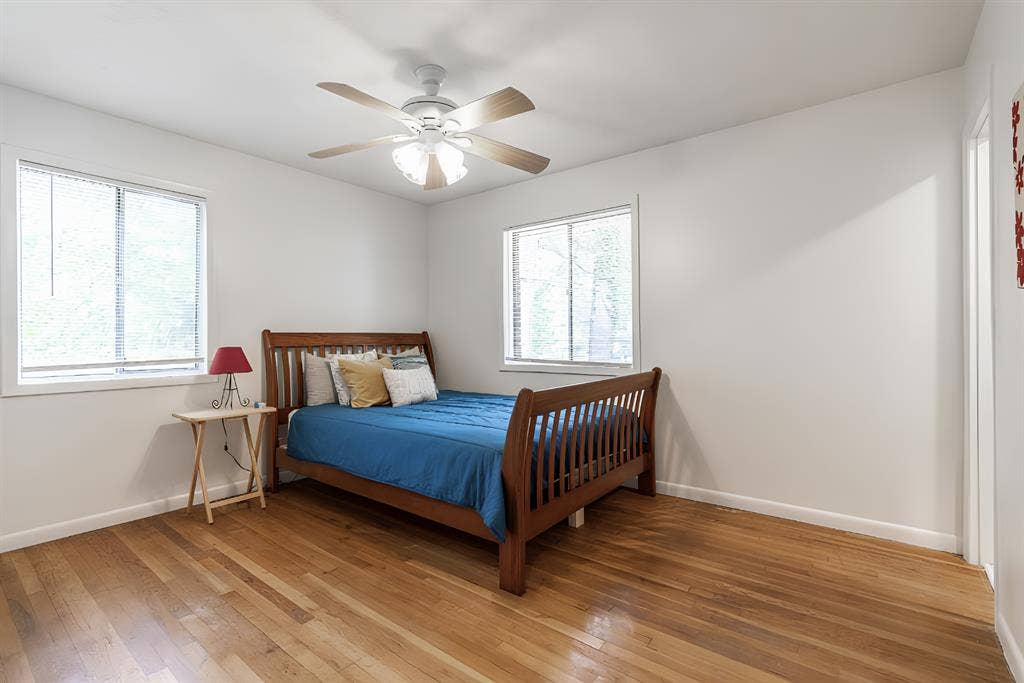 5 BR in Stone Mountain