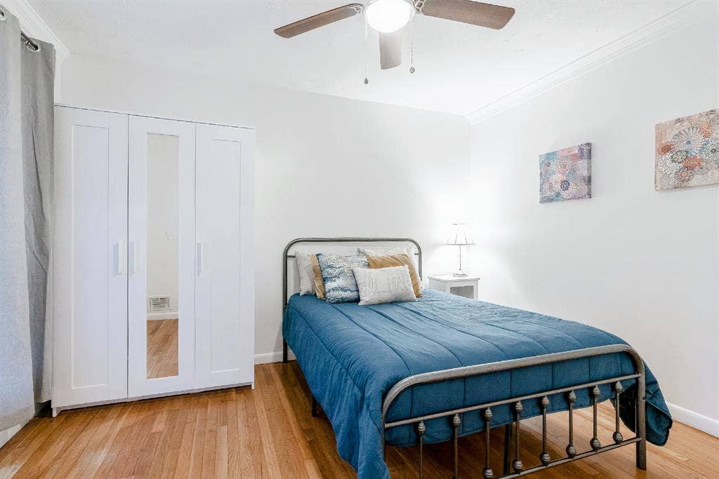 5 BR in Stone Mountain