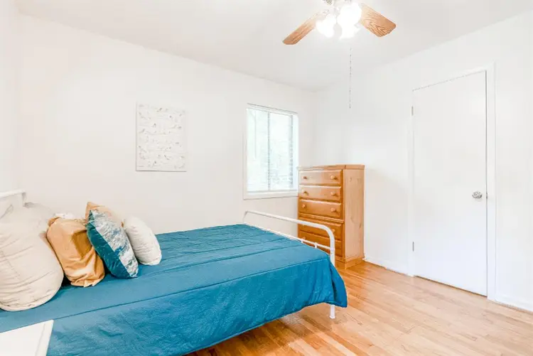 5 BR in Stone Mountain