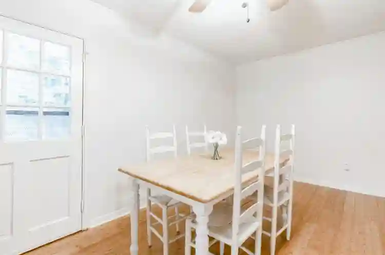 5 BR in Stone Mountain