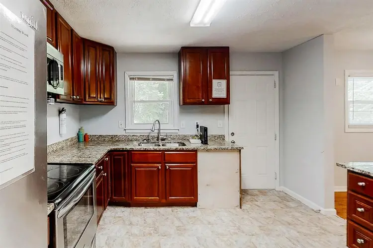 7 BR in Decatur