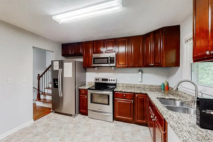 7 BR in Decatur