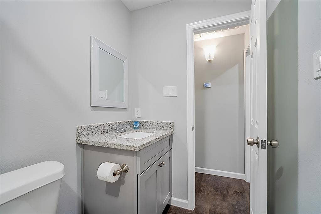 10 BR in Houston