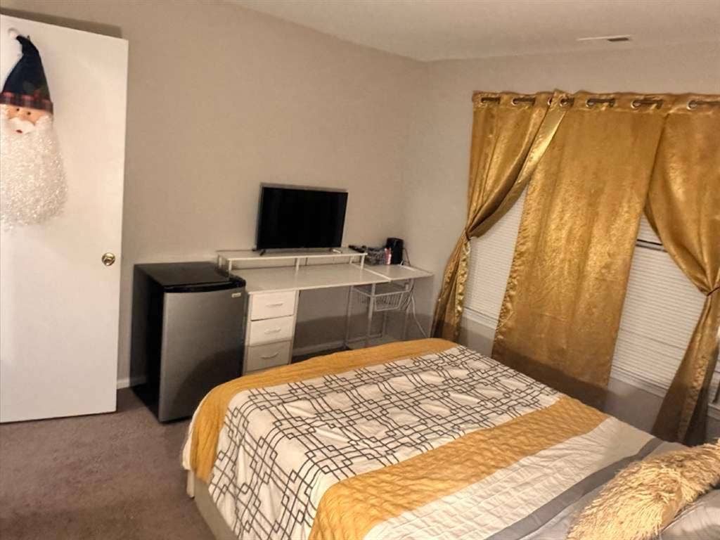 Furnished Room w/ Private Bath