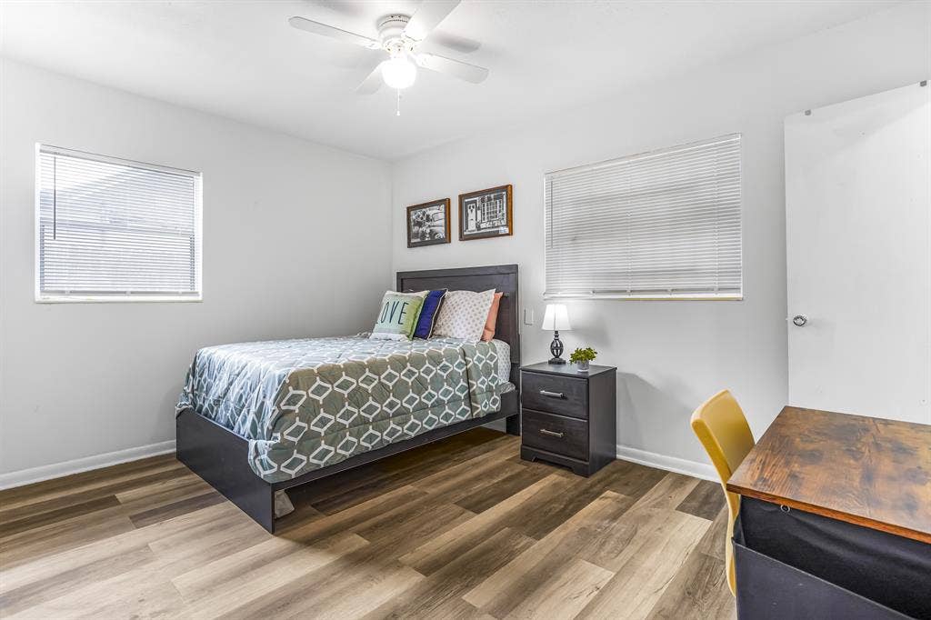 9 BR in Jacksonville