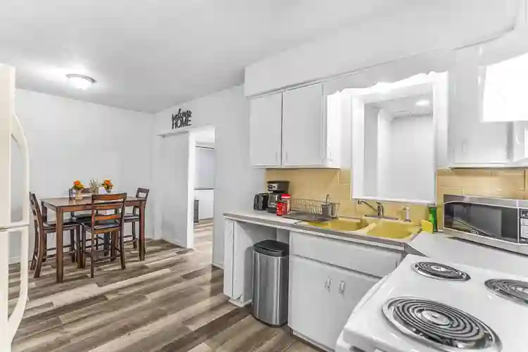 9 BR in Jacksonville