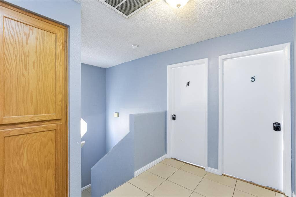 6 BR in Las Vegas