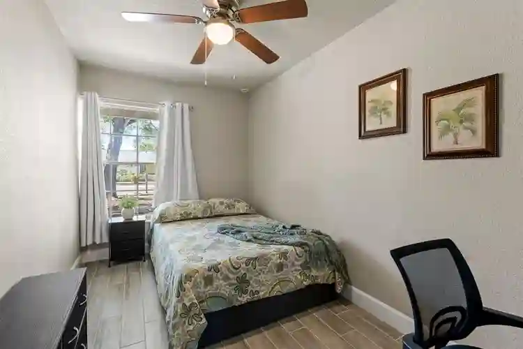 7 BR in Tampa