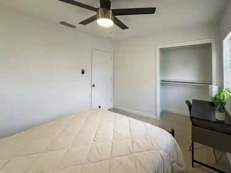 4 BR in Tampa