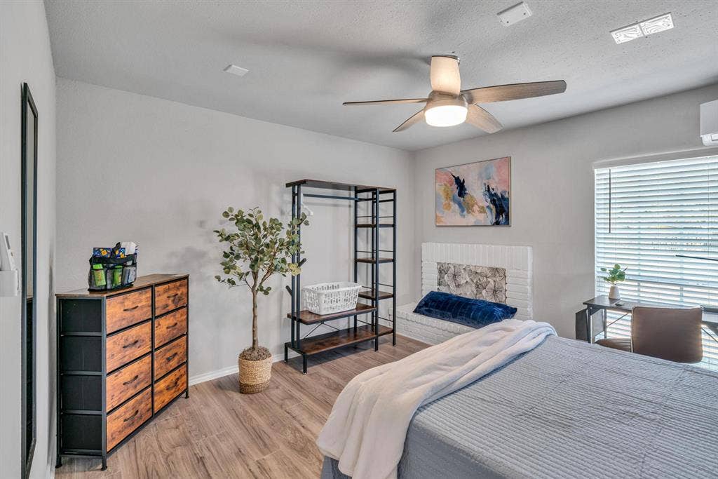 6 BR in San Antonio