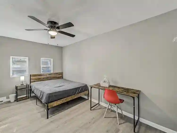 7 BR in Dallas