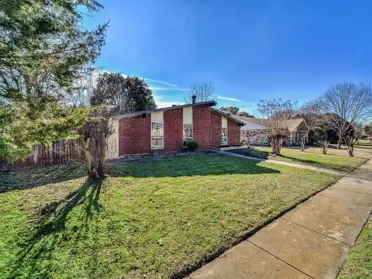 7 BR in Dallas