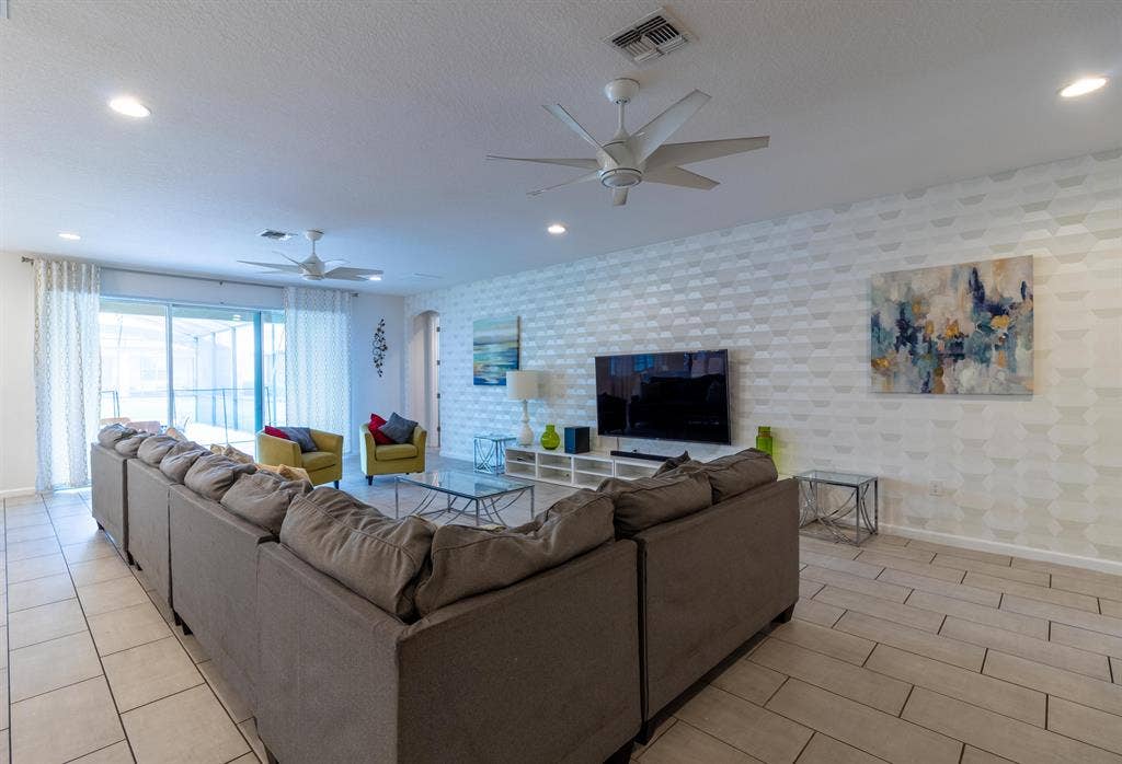 10 BR in Kissimmee
