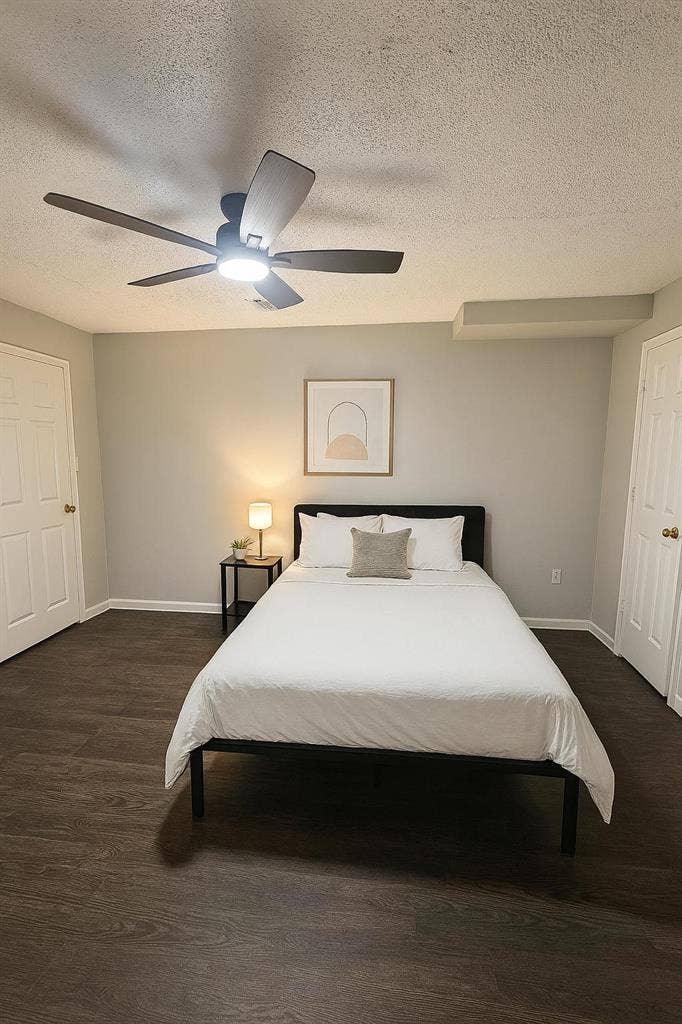 7 BR in Houston