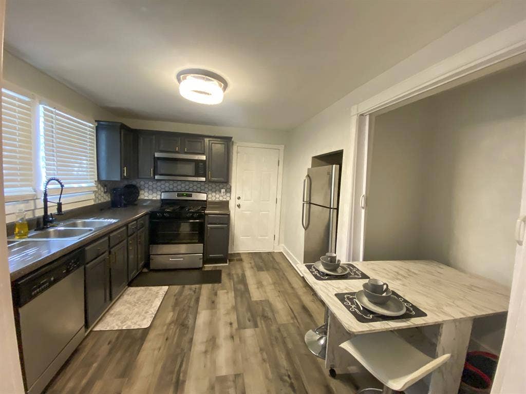 2 BR in Atlanta
