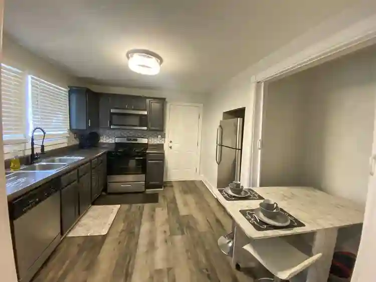 2 BR in Atlanta