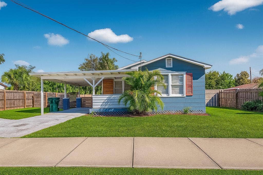 3 BR in Largo
