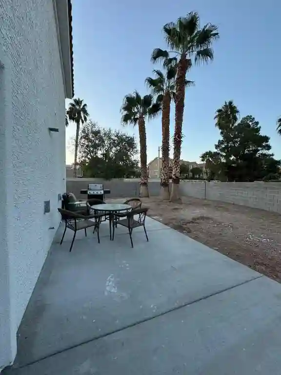 5 BR in Henderson