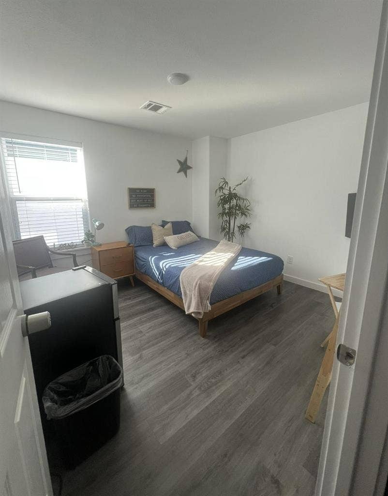 1 BR in Houston