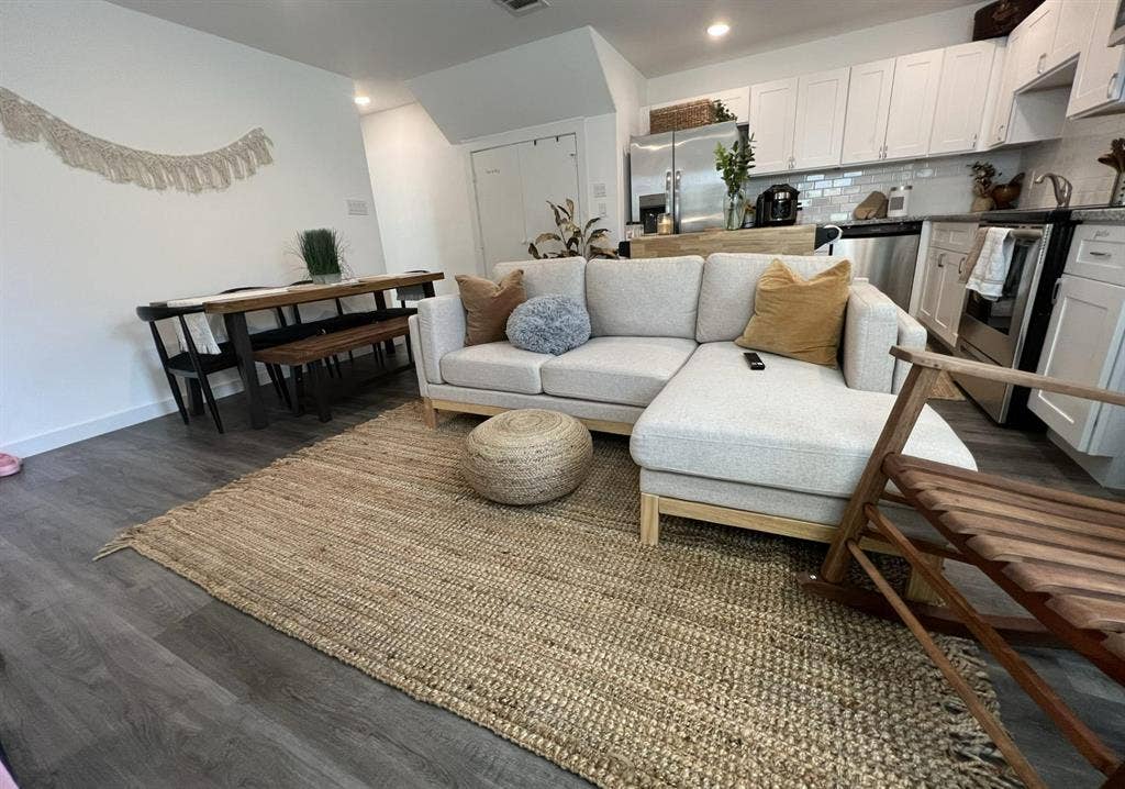 1 BR in Houston