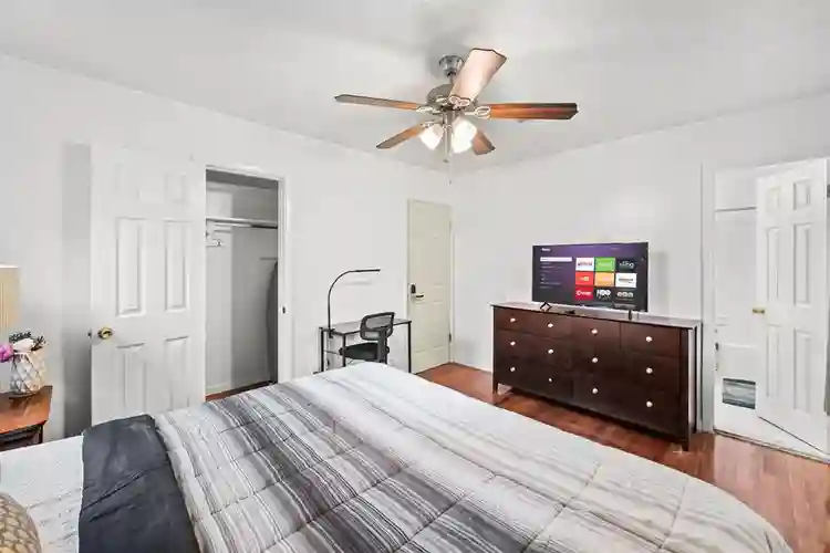 4 BR in Jacksonville