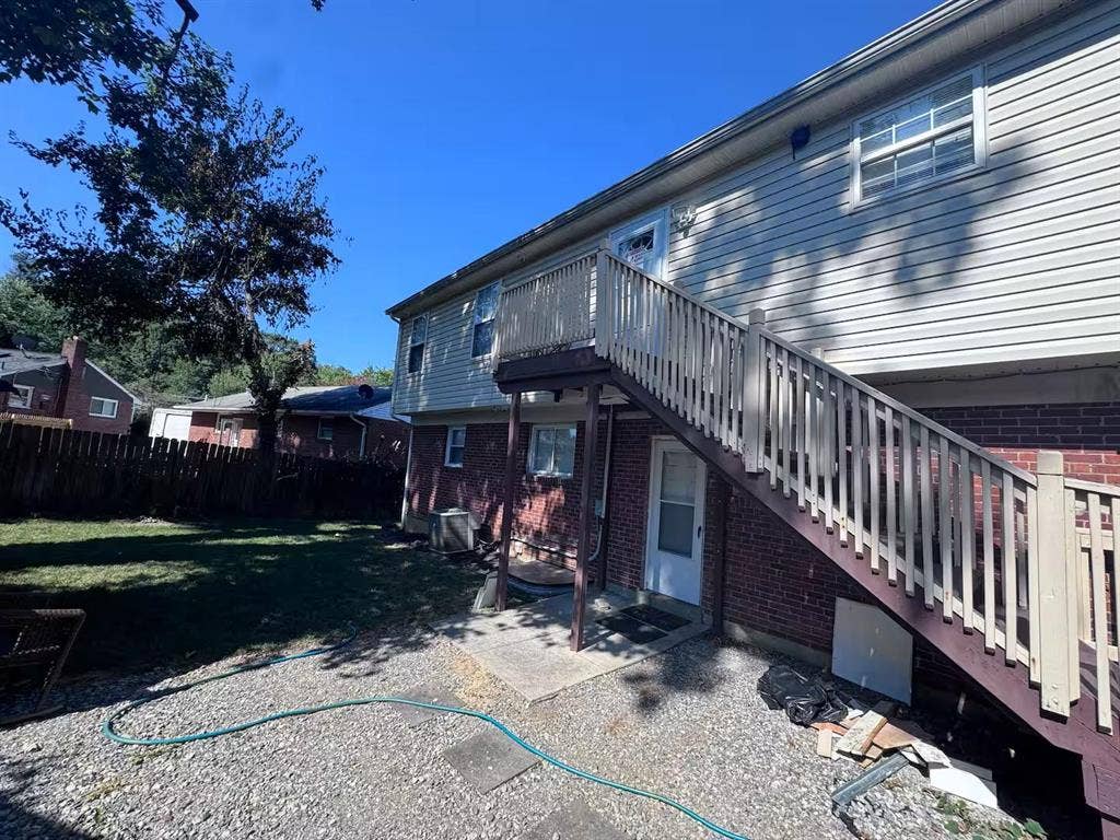 4 BR in Rockville