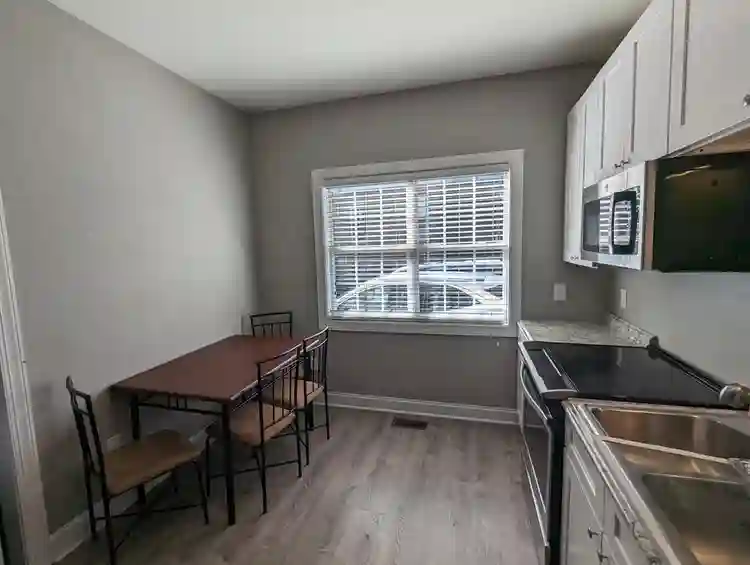 4 BR in Charlotte