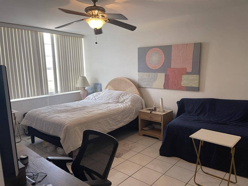 SoBe - Roommate Search - Ocean View