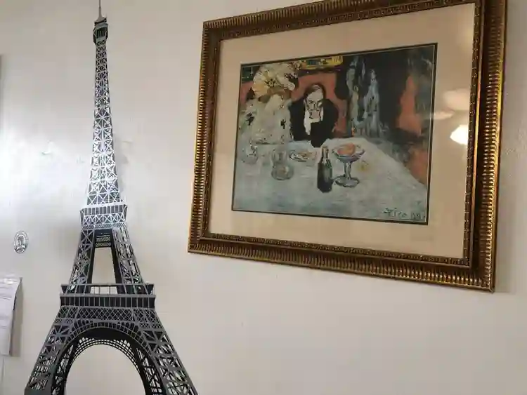 SoBe - Roommate Search - $