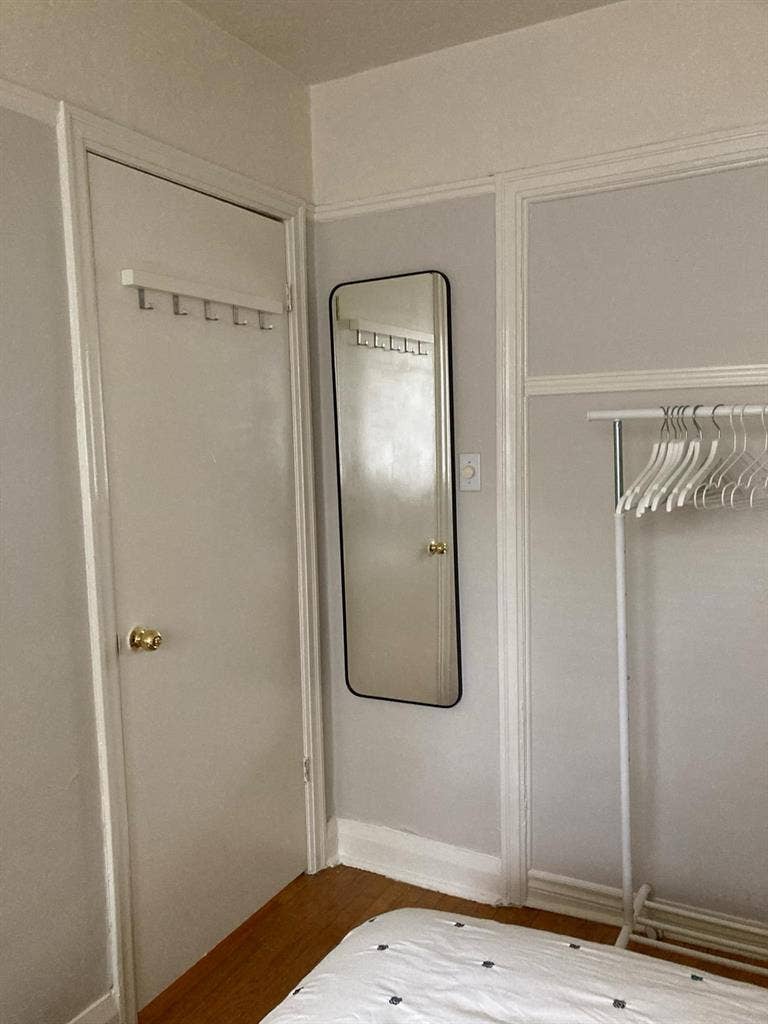 Room for rent for Jan or Feb 1st!