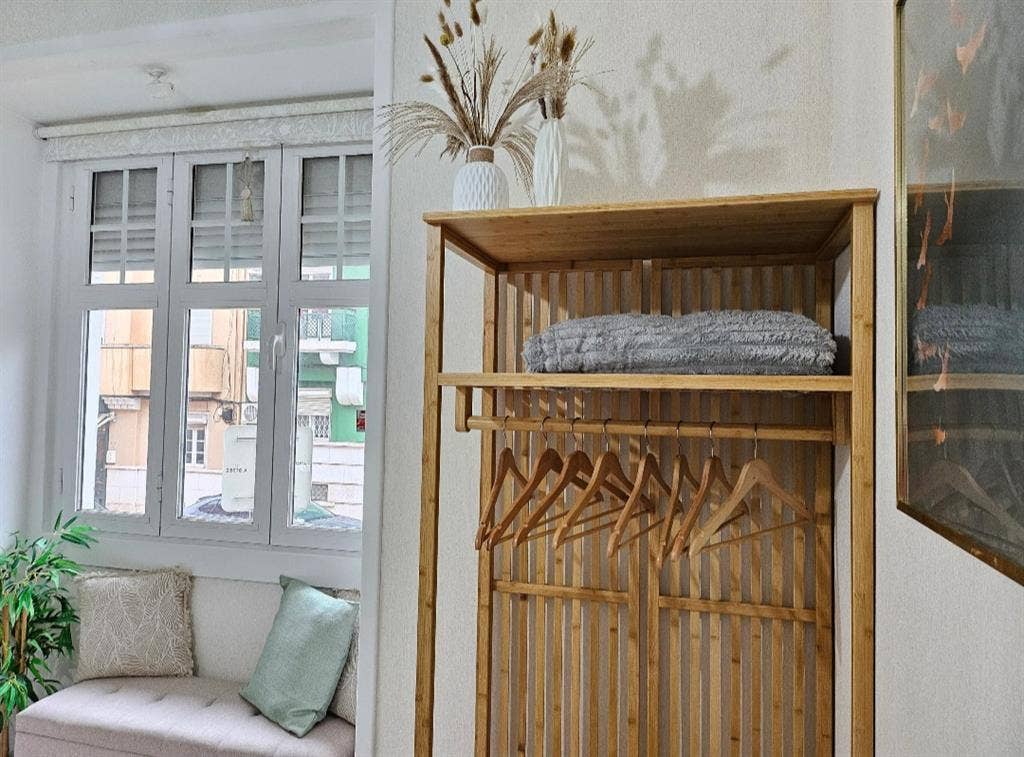 Double bedroom w/ private bathroom