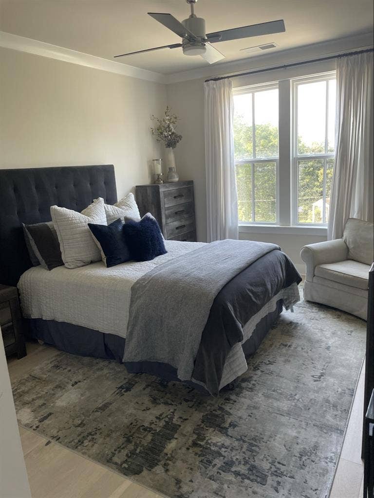 Furnished 1BR+ bath. Utils incld