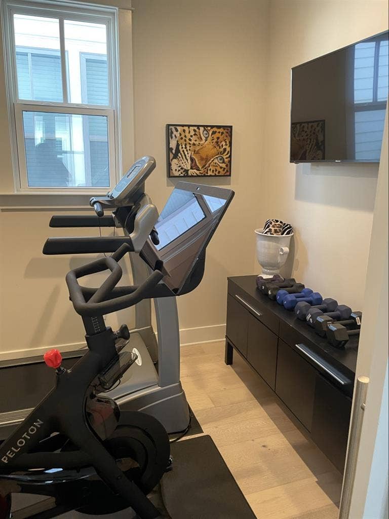 Furnished 1BR+ bath. Utils incld