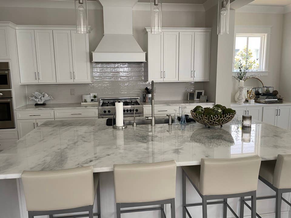 Furnished 1BR+ bath. Utils incld