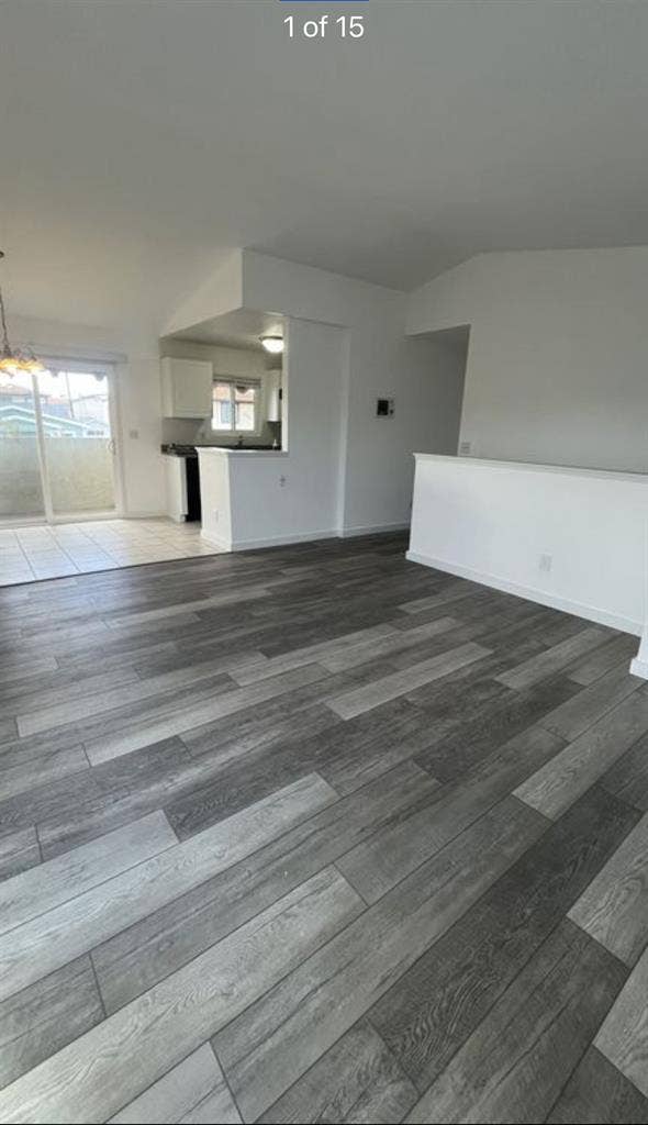 NEED A ROOMMATE FOR JANUARY