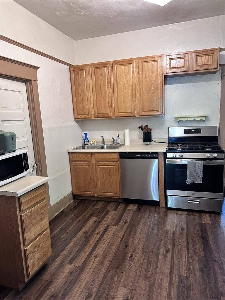 I am looking to sublease my room