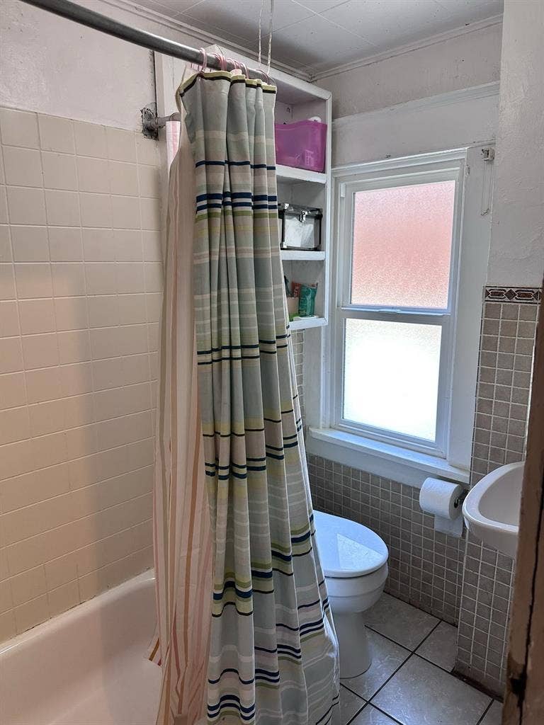 I am looking to sublease my room