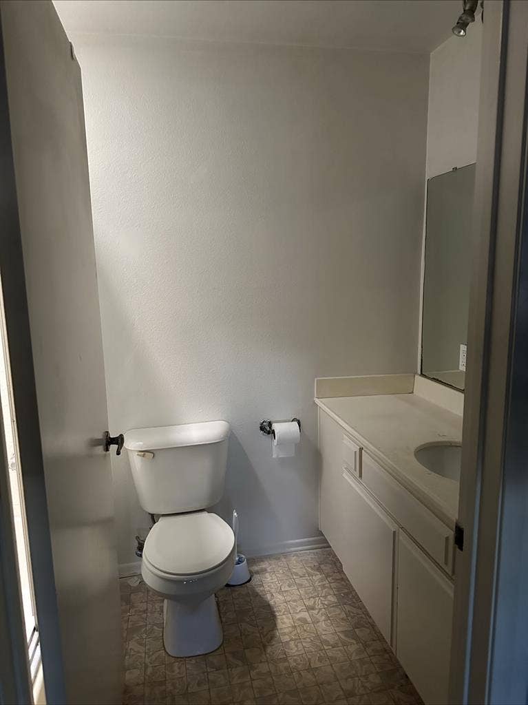 Townhouse style Shared apartment,