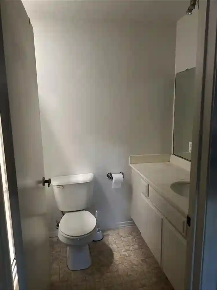 Townhouse style Shared apartment,