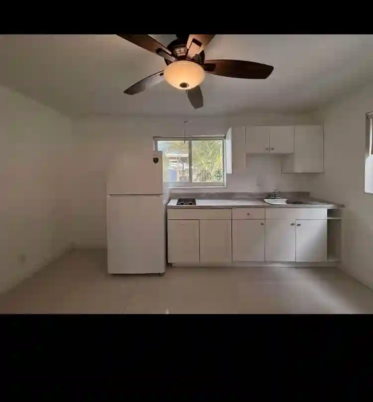 Roommate wanted in plantation