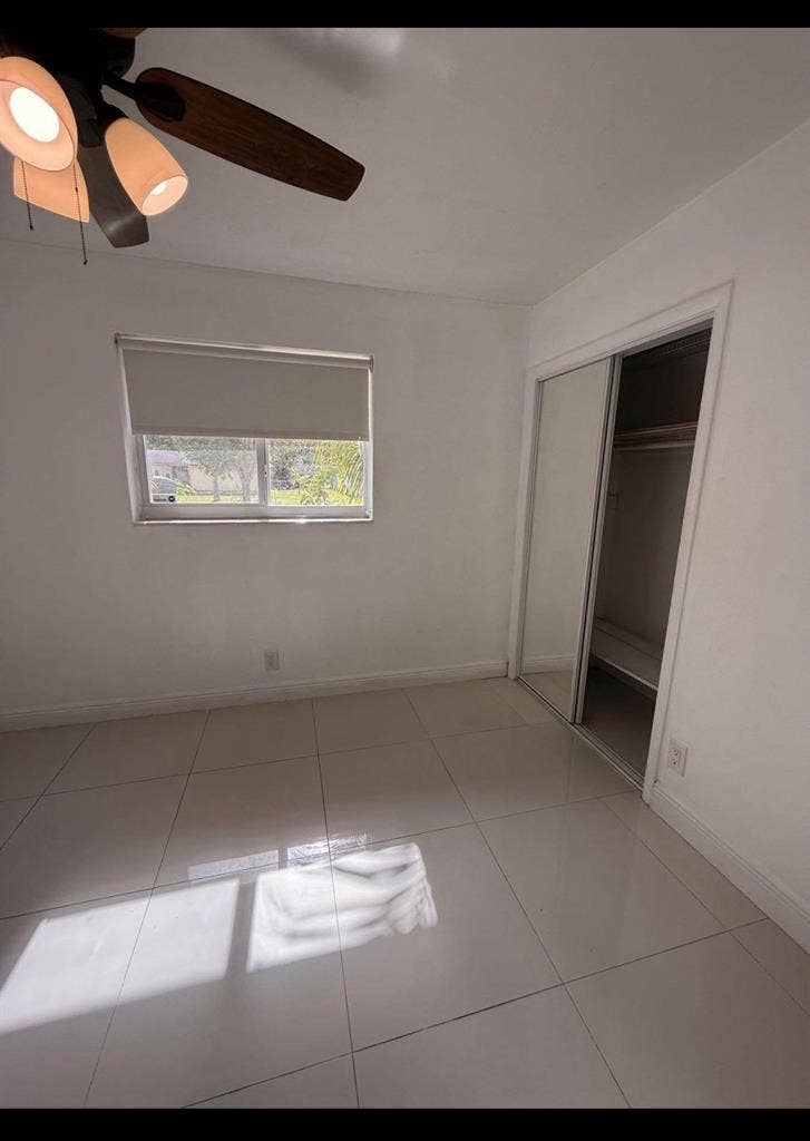 Roommate wanted in plantation