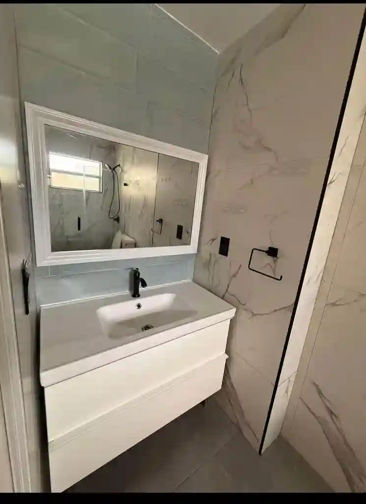 Roommate wanted in plantation