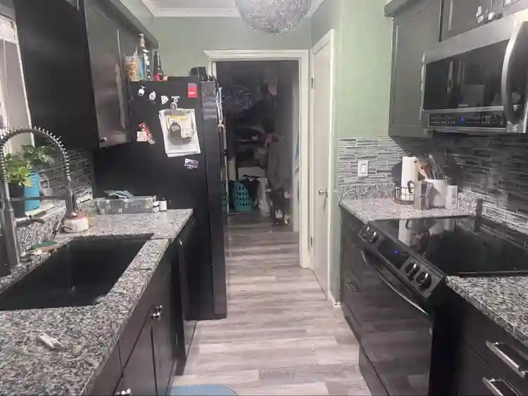 Furnished room and private bathroom