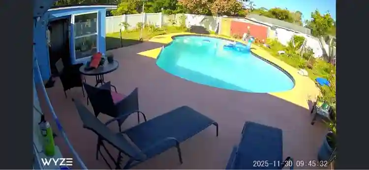 Furnished room and private bathroom