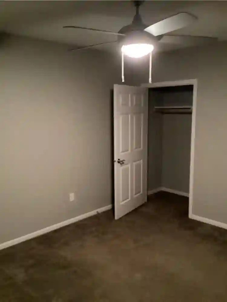 Room and bathroom available asap